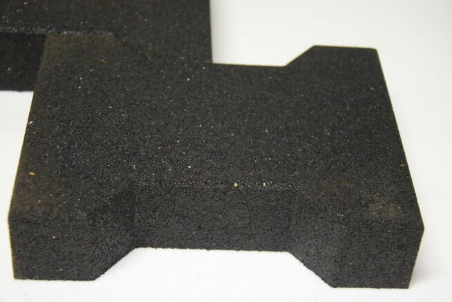 Kostka hodowlana typu Behaton gumowa całoroczna