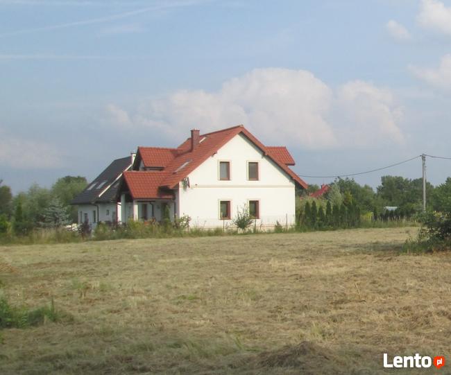 Firma Nowy Dom Kupiła Prostokątną Działkę Budowlaną Którą Ogrodziła sprzedam działkę budowlaną Chrzanów Mały