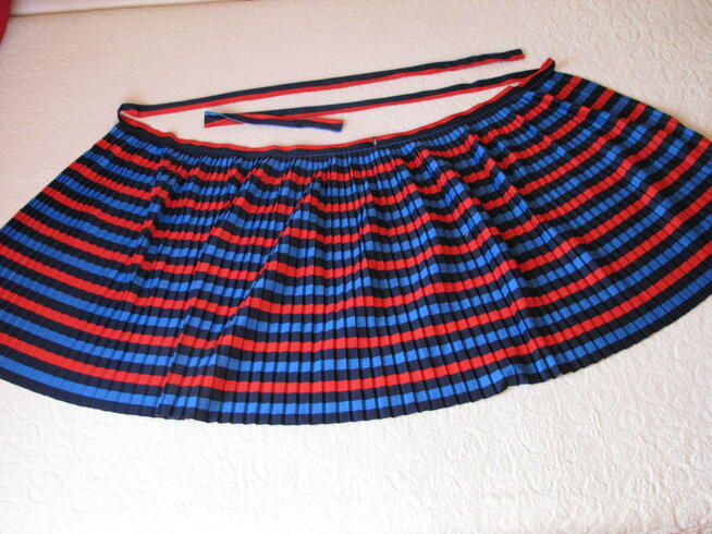 Spódnica plisowana, wiązana jak fartuszek uniwer. rozm.XS-XL