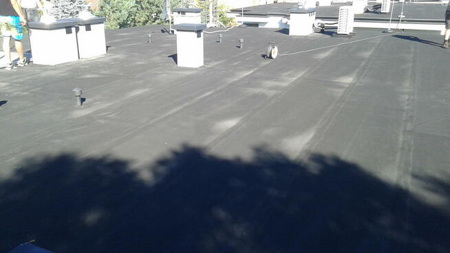 izolacja balkonów i tarasówmembraną epdm uslugi dekarskie