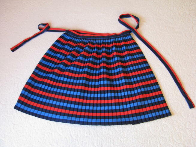 Spódnica plisowana, wiązana jak fartuszek uniwer. rozm.XS-XL