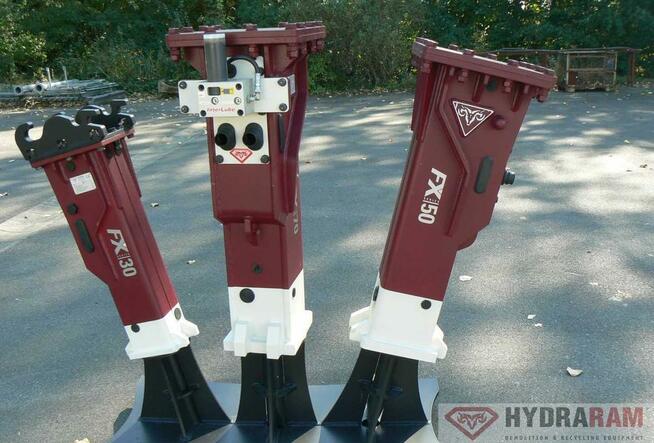 Młot wyburzeniowy HYDRARAM FX-340 2500 kg