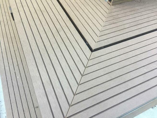 Deska tarasowa kompozytowa