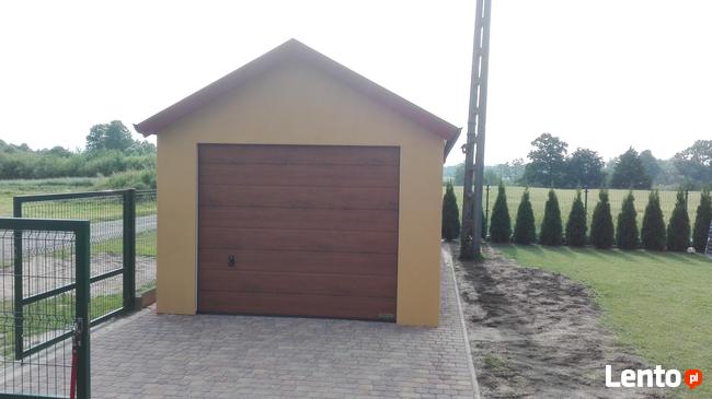 Garaż dwuspadowy - tynkowany - na raty