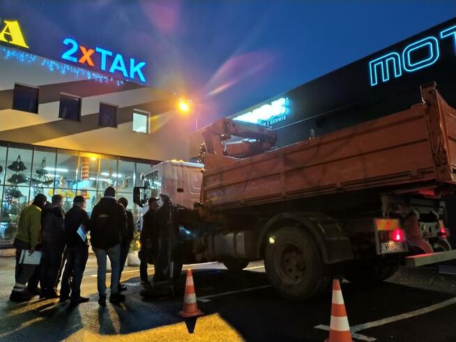 Kurs Żurawie przewoźne, przenośne typu HDS - 845