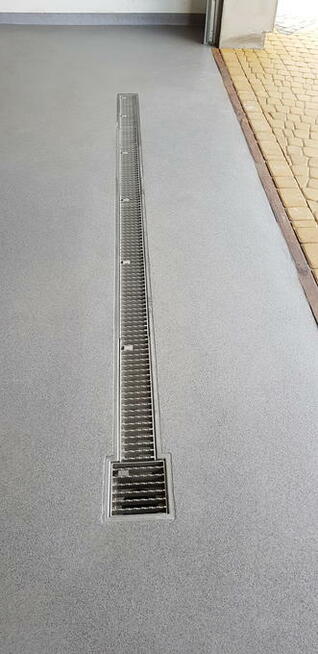 posadzki żywiczne w garażu zamiast układanie płytek w 24h