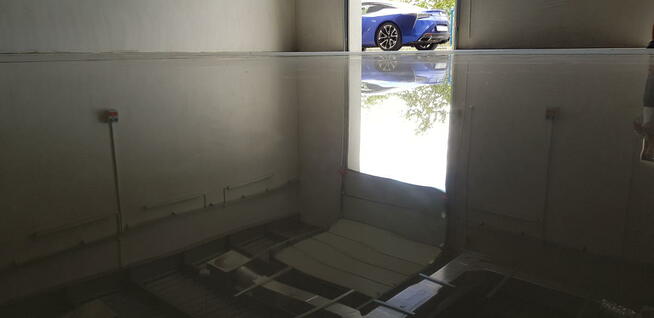 posadzki żywiczne w garażu zamiast układanie płytek w 24h