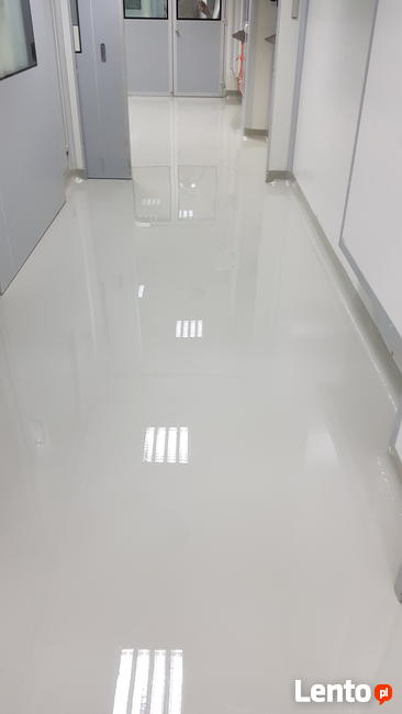 posadzki żywiczne w garażu zamiast układanie płytek w 24h