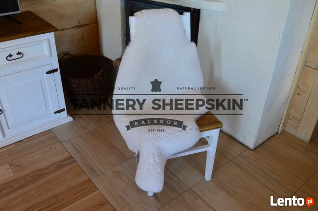 Skóra Owcza krótki włos 3 cm Biała Naturlana