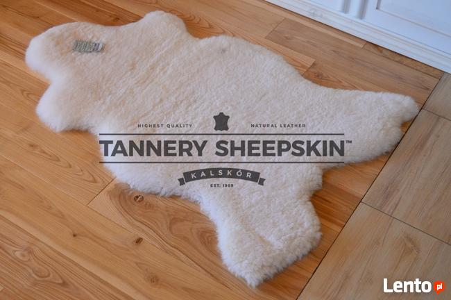 Skóra Owcza krótki włos 3 cm Biała Naturlana