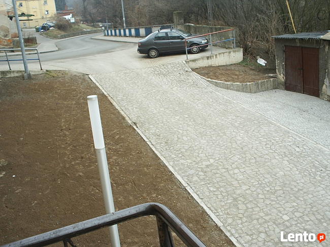 Obiekt garażowy lub magazynowy w centrum Kłodzka, tanio.