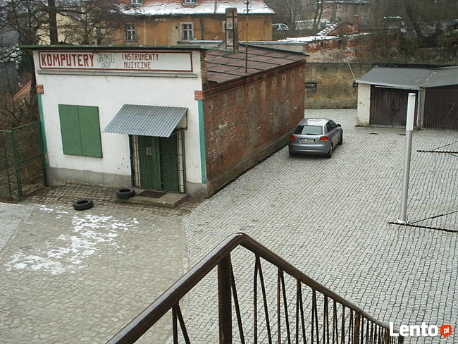 Obiekt garażowy lub magazynowy w centrum Kłodzka, tanio.