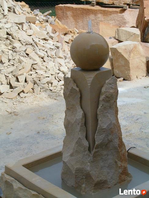 Fontanna z piaskowca - kamień naturalny