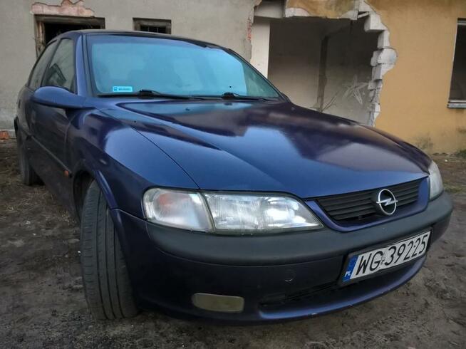 VECTRA1.6i Kat.101KM~6L WspomABS 4xAir 2xEl.szy Halogeny HAK