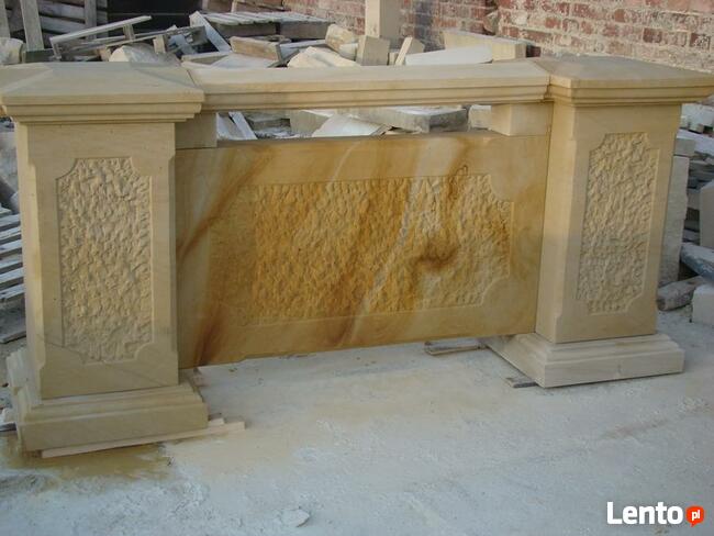 Elementy architektury budowlanej i ogrodowej z piaskowca