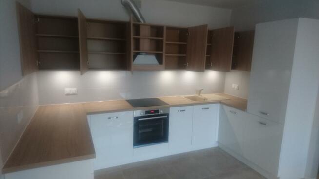 MONTAŻ I DEMONTAŻ MEBLI