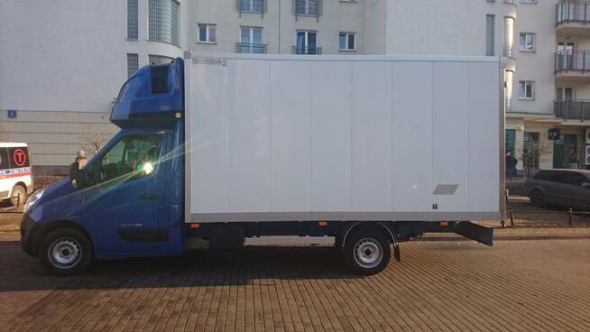 PRZEPROWADZKI I TRANSPORT MIENIA