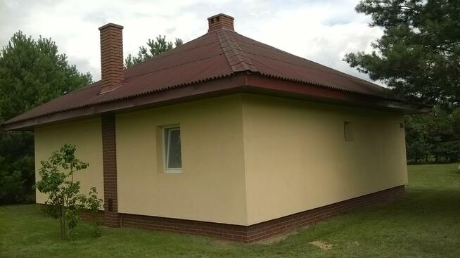 Działka z domem nad zal. Jeziorsko. Gotowa do zamieszkania.