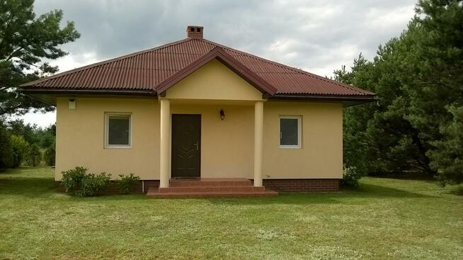 Działka z domem nad zal. Jeziorsko. Gotowa do zamieszkania.