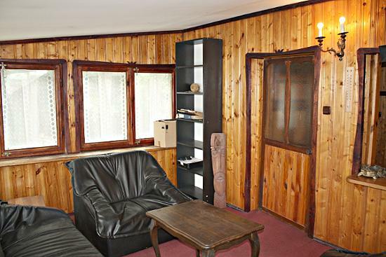 Gdynia, ul. Pomorska 38, mieszkanie i pawilon 195 m2, tanio