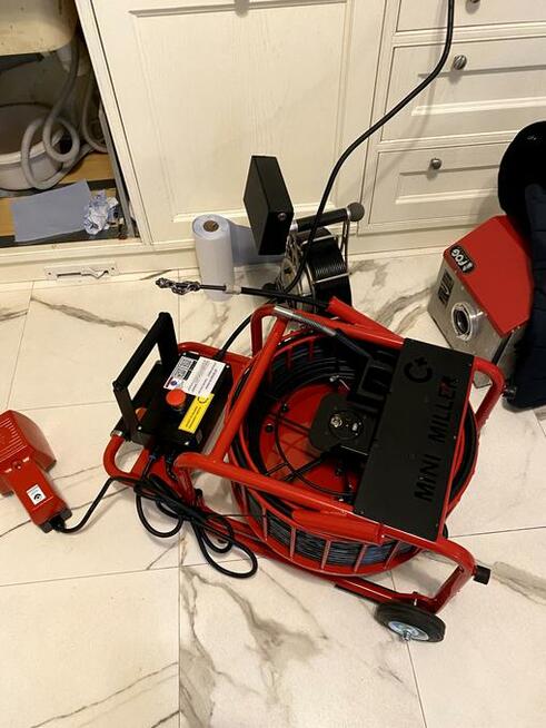 Frezowanie rur kanalizacyjnych, wycinanie korzeni i betonu