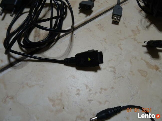 Ładowarki do telefonów retro