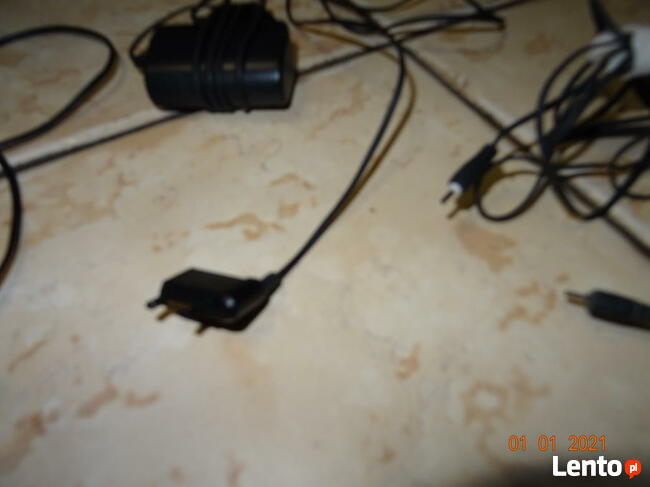 Ładowarki do telefonów retro