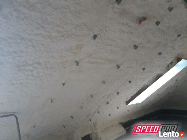 Piana PUR Ocieplanie Poddasze Wiązary Dach Strop Barlinek