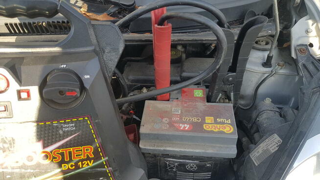 Odpalanie samochodu Wilanów Obsługa Garaży Pomoc Drogowa