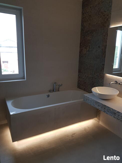 Remonty. Układanie płytek. Szpachlowanie