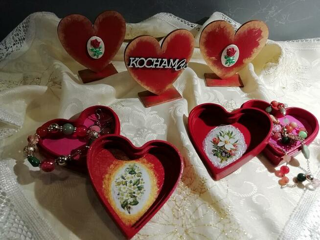 Pudełka drewniane ręcznie zdobione