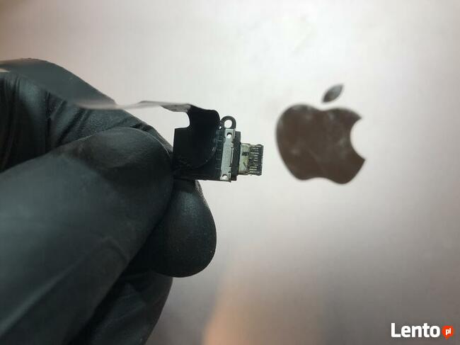 Błyski i pasy na ekranie laptopa? Usługa wymiany taśmy LCD