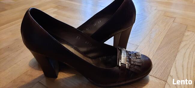 półbuty SIMPLE brązowe (37).Stan BDB. Skóra