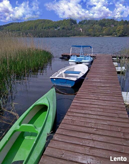 Noclegi-apartamenty nad kaszubskim jeziorem z basenem.