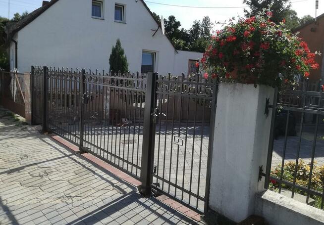 Klasyczne Ogrodzenie Metalowe Ocynkowane Kute Brama Furtka