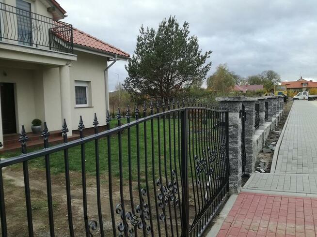 Klasyczne Ogrodzenie Metalowe Ocynkowane Kute Brama Furtka
