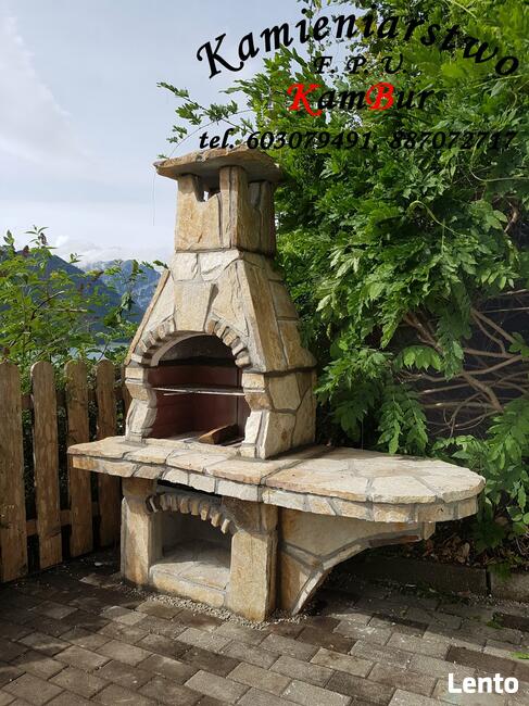 Kominek, grill ogrodowy z kamienia gnejsowego (C1)