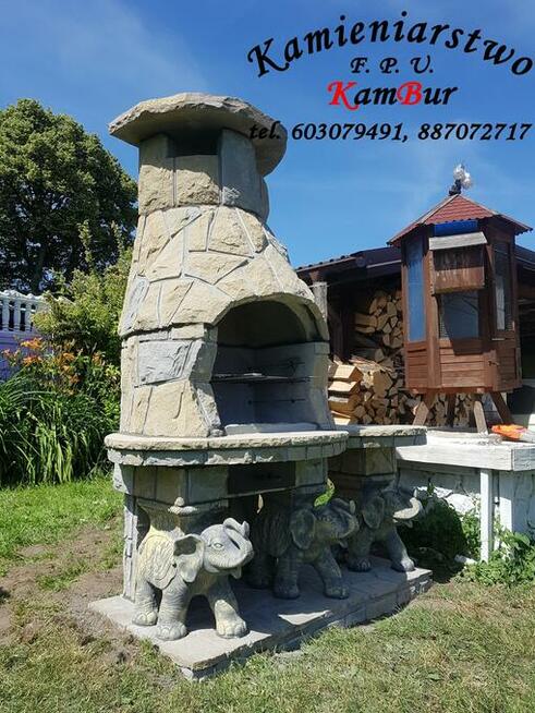 Kominek, grill na słoniach z kamienia (B4)