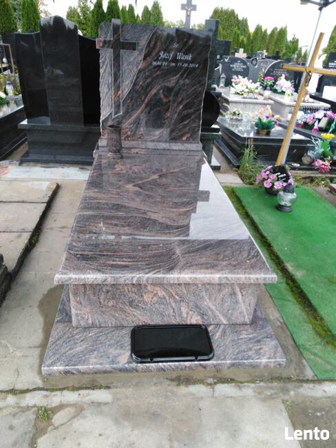 Pomniki z Granitu. PROMOCJA NA POMNIKI Z WYSTAWY