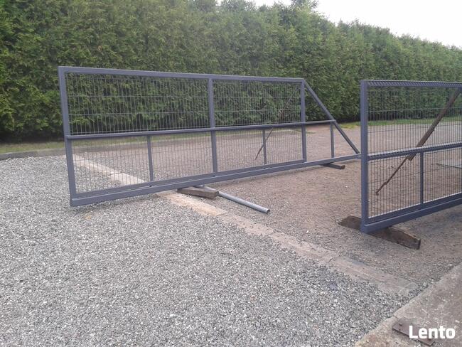 Brama przesuwna szkielet- panel