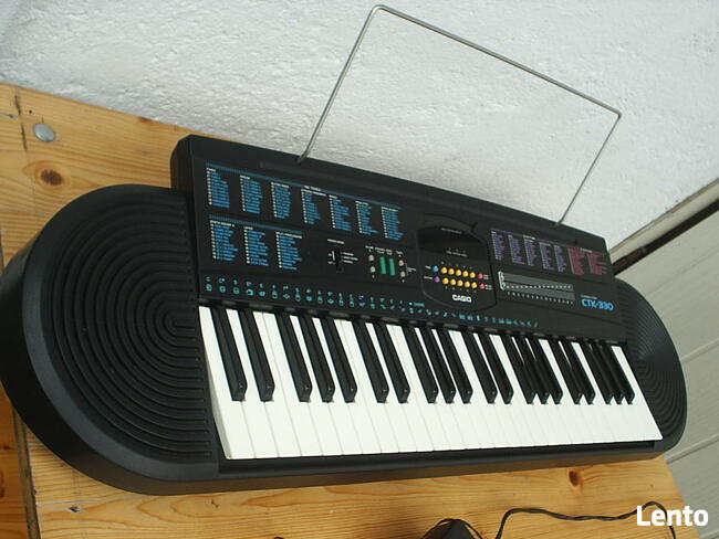 Keyboard Casio CTK-330 z osprzętem