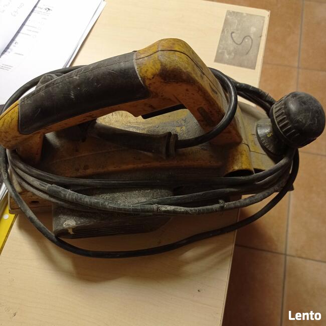 Heblarka Dewalt do drewna