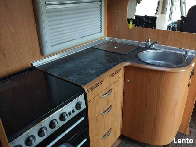 Kamper Camper duży Burstner kat C salon, bezwypadkowy