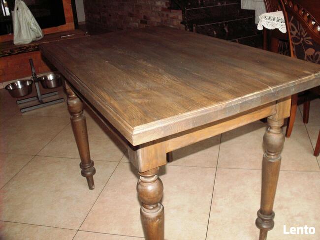 Stary stół retro loft po renowacji