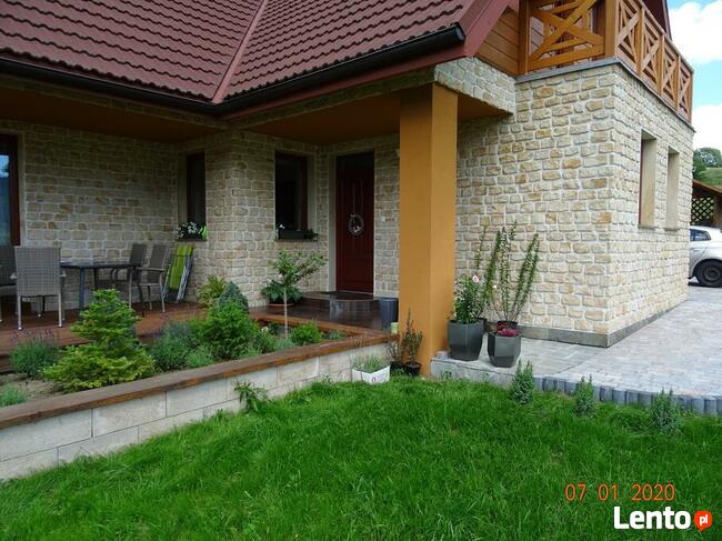 Kamień naturalny na elewacje zewnętrzne
