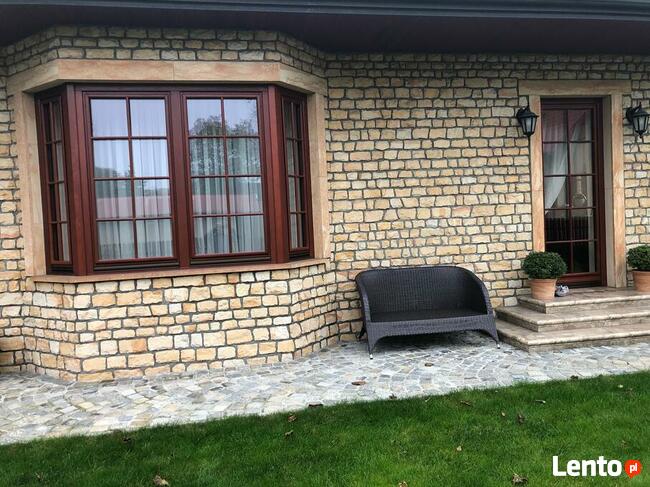 Kamień naturalny na elewacje zewnętrzne