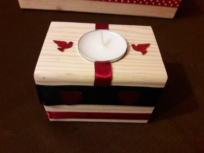 Świecznik drewniany -prezent na Dzień Kobiet/Walentynki