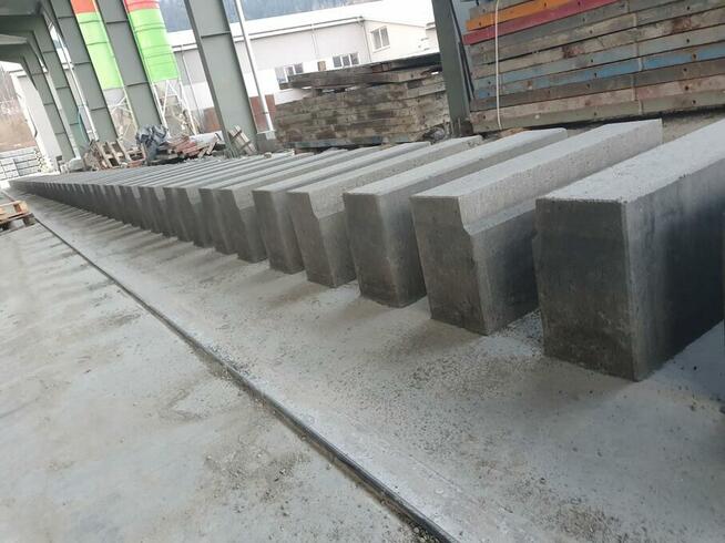 Stopnie skarpowe 80x20x34cm..