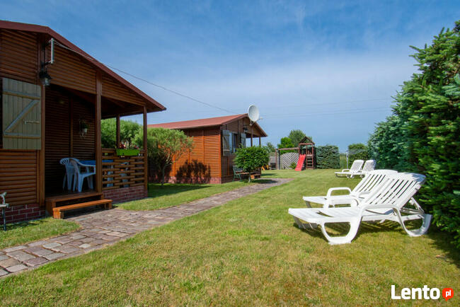 DOM I DOMKI NAD MORZEM