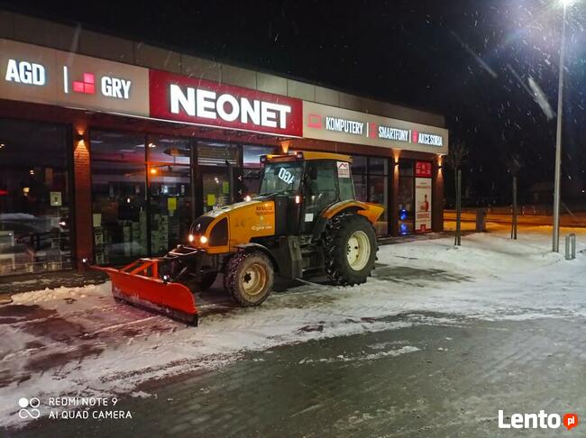 Zimowe utrzymanie, odśnieżanie parkingów dachów
